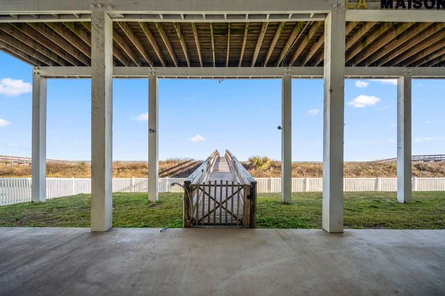 20627 E Sand Hill Drive, Galveston, TX 77554