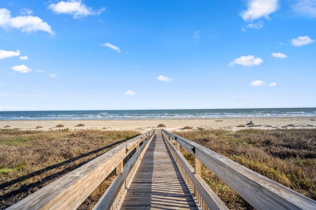 20627 E Sand Hill Drive, Galveston, TX 77554