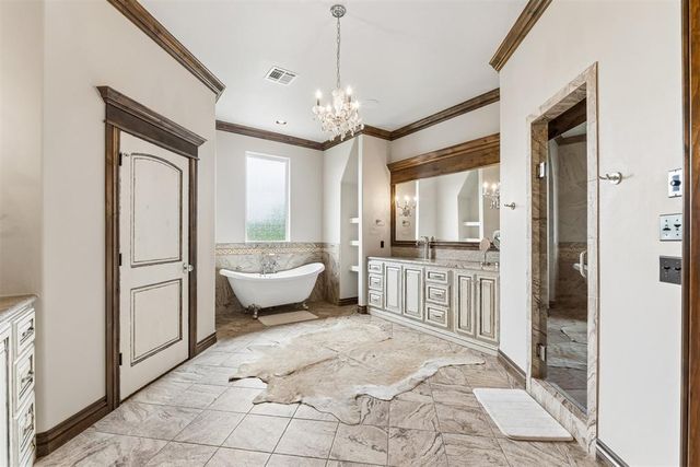 4616 Lake Front Drive, Edmond, OK 73034