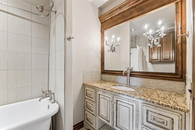 4616 Lake Front Drive, Edmond, OK 73034