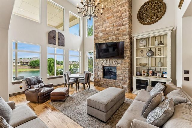 4616 Lake Front Drive, Edmond, OK 73034