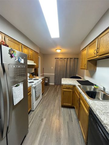 7624 Kempton Park Drive, Shreveport, LA 71129