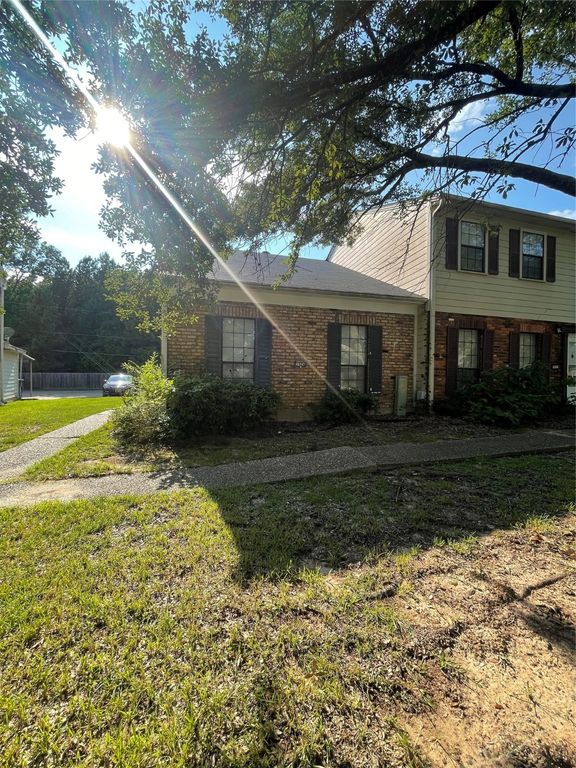 7624 Kempton Park Drive, Shreveport, LA 71129