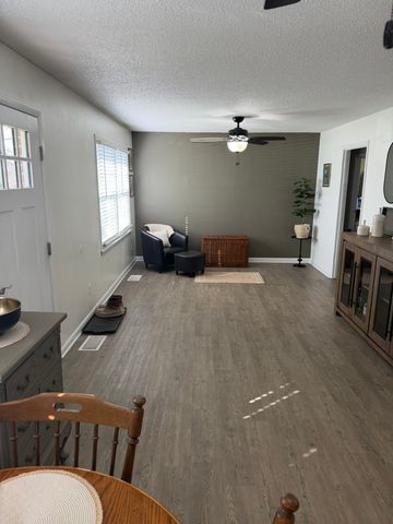 233 Hopkins Ave, Lewisburg, TN 37091