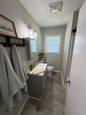 233 Hopkins Ave, Lewisburg, TN 37091