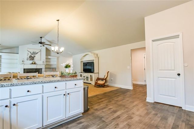 85 Westwood Street, Danielsville, GA 30633