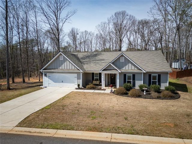 85 Westwood Street, Danielsville, GA 30633