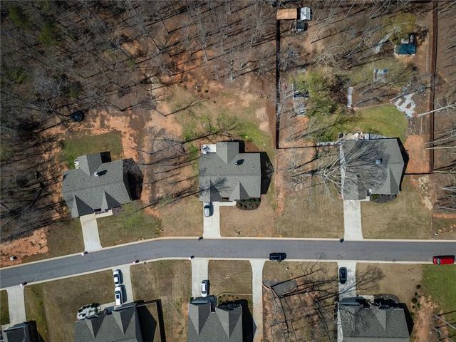 85 Westwood Street, Danielsville, GA 30633