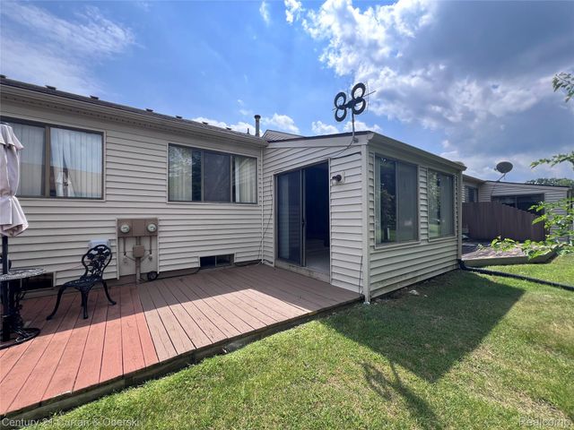 61958 TICONDEROGA DRIVE, South Lyon, MI 48178