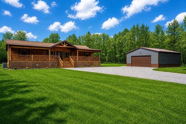 N11225 17th Avenue, Necedah, WI 54646