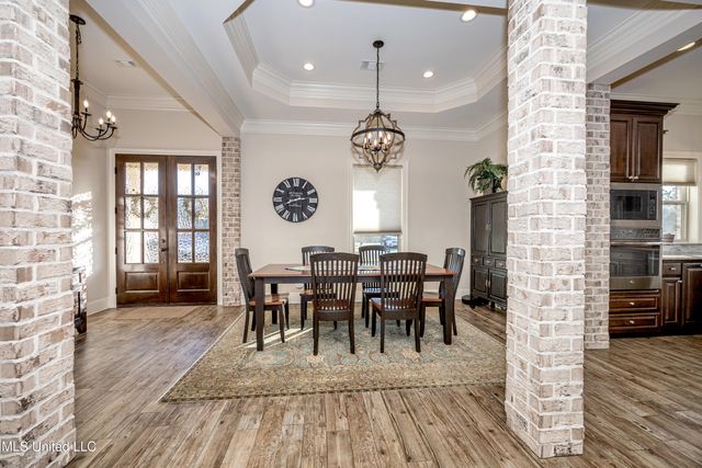 3509 Oakleigh Circle, Ocean Springs, MS 39564