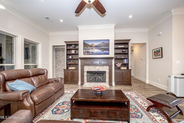 3509 Oakleigh Circle, Ocean Springs, MS 39564