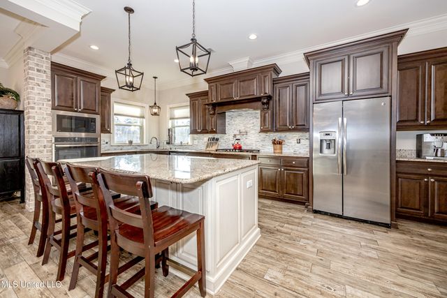 3509 Oakleigh Circle, Ocean Springs, MS 39564