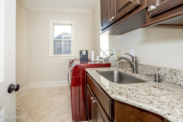 3509 Oakleigh Circle, Ocean Springs, MS 39564