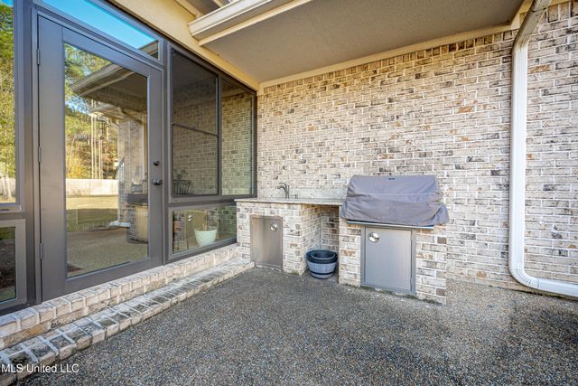 3509 Oakleigh Circle, Ocean Springs, MS 39564