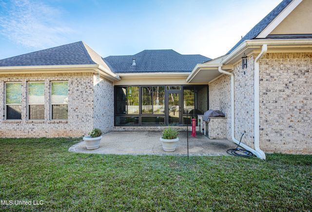 3509 Oakleigh Circle, Ocean Springs, MS 39564