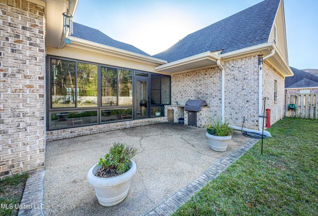 3509 Oakleigh Circle, Ocean Springs, MS 39564