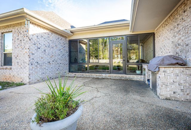 3509 Oakleigh Circle, Ocean Springs, MS 39564