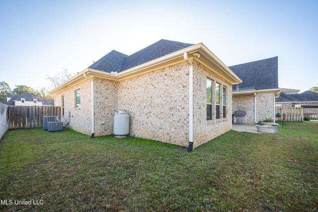3509 Oakleigh Circle, Ocean Springs, MS 39564
