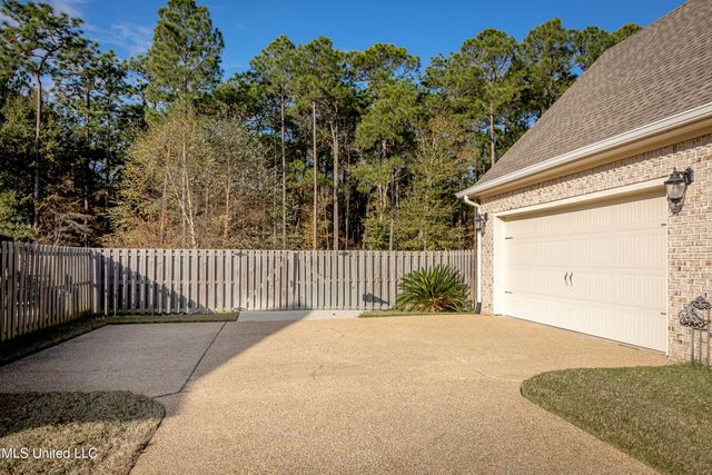 3509 Oakleigh Circle, Ocean Springs, MS 39564