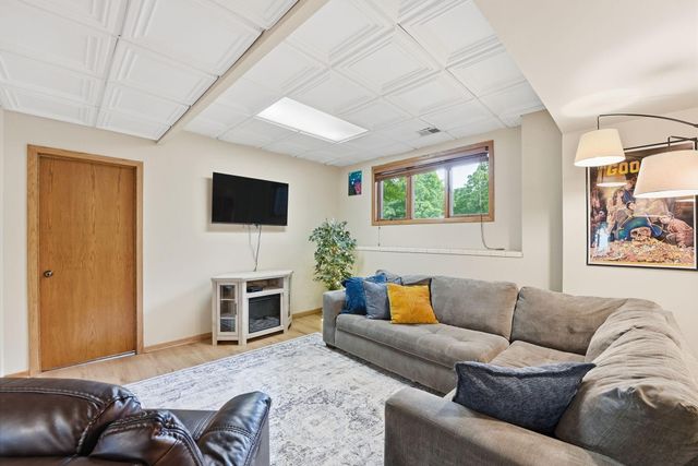 709 Northwood Drive, Delano, MN 55328