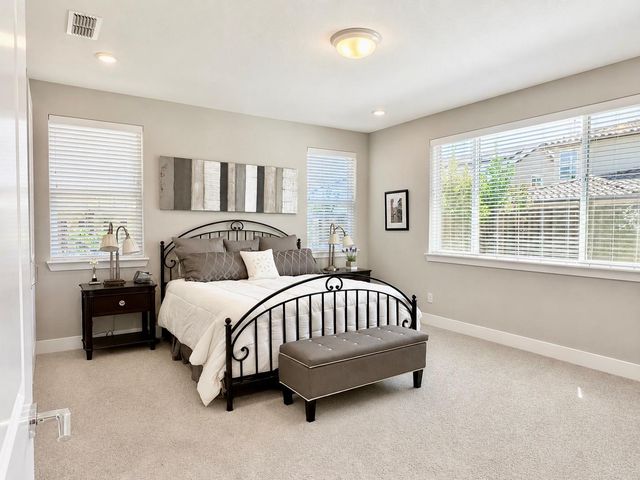 2051 Brahms Ct, Lathrop, CA 95330