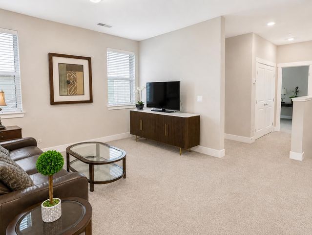 2051 Brahms Ct, Lathrop, CA 95330