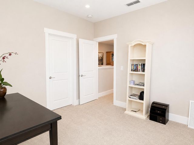 2051 Brahms Ct, Lathrop, CA 95330