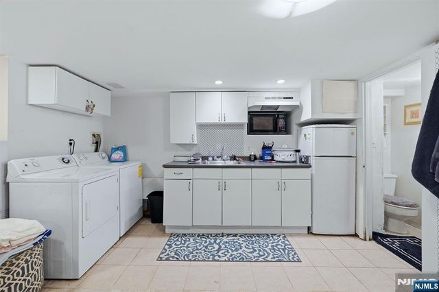 749 Kinderkamack Road, River Edge, NJ 07661