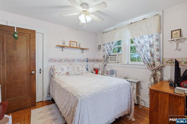 749 Kinderkamack Road, River Edge, NJ 07661