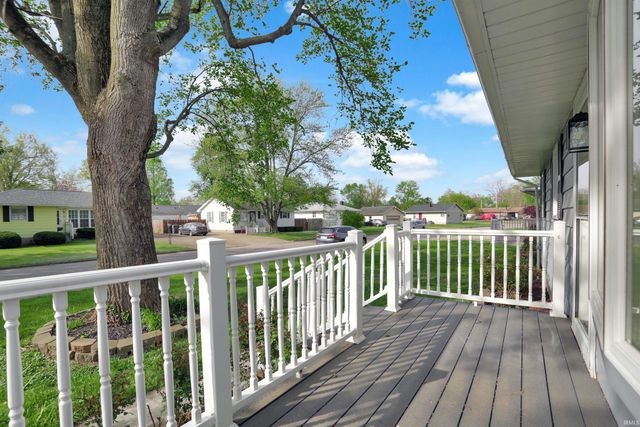 2416 Helmuth Avenue, Evansville, IN 47714