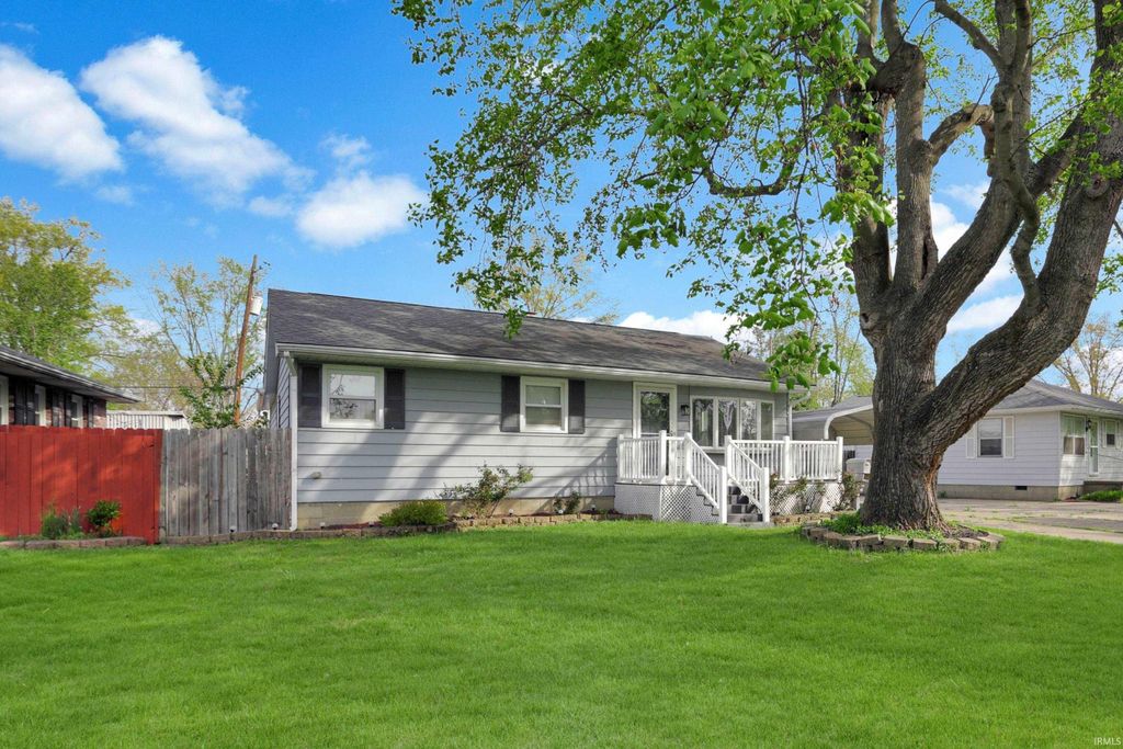 2416 Helmuth Avenue, Evansville, IN 47714