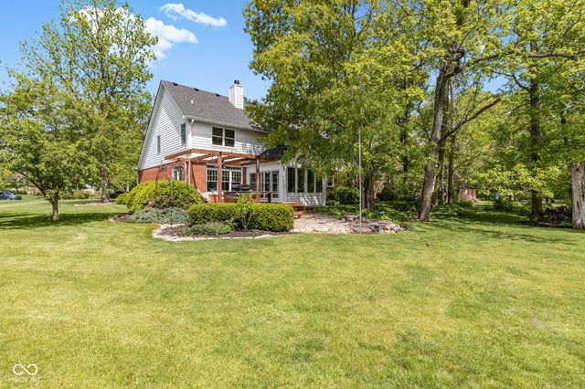 1603 S Jeanne Court, New Palestine, IN 46163