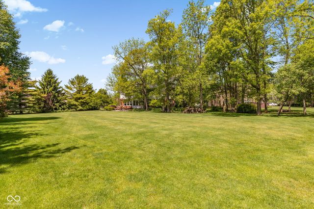 1603 S Jeanne Court, New Palestine, IN 46163