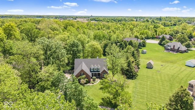 1603 S Jeanne Court, New Palestine, IN 46163