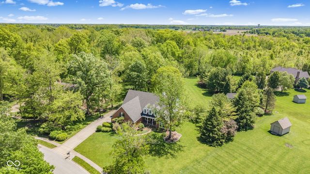 1603 S Jeanne Court, New Palestine, IN 46163