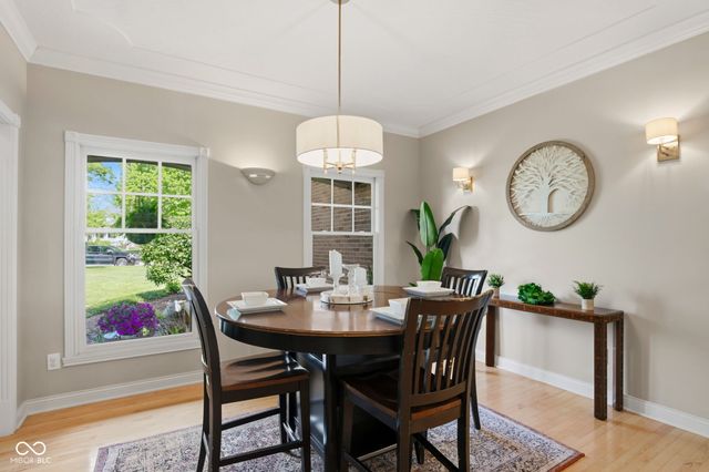 1603 S Jeanne Court, New Palestine, IN 46163