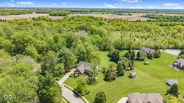 1603 S Jeanne Court, New Palestine, IN 46163