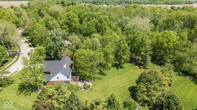 1603 S Jeanne Court, New Palestine, IN 46163