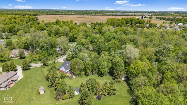 1603 S Jeanne Court, New Palestine, IN 46163