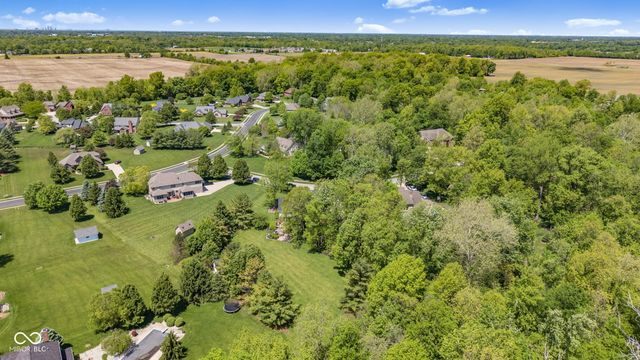 1603 S Jeanne Court, New Palestine, IN 46163