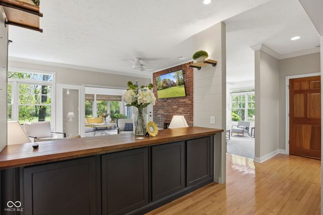 1603 S Jeanne Court, New Palestine, IN 46163