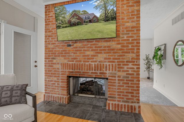 1603 S Jeanne Court, New Palestine, IN 46163
