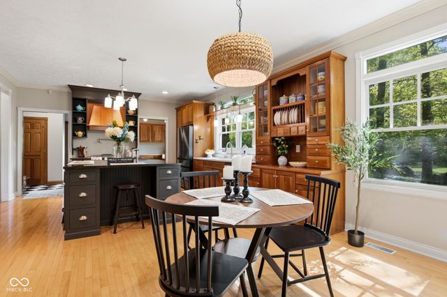 1603 S Jeanne Court, New Palestine, IN 46163