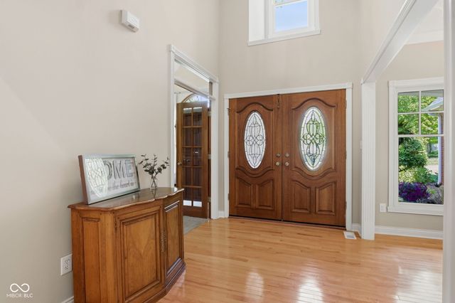 1603 S Jeanne Court, New Palestine, IN 46163