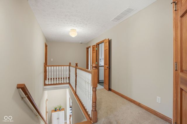 1603 S Jeanne Court, New Palestine, IN 46163