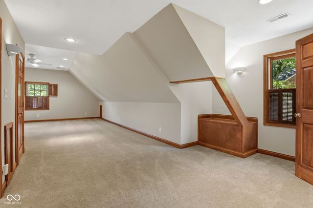 1603 S Jeanne Court, New Palestine, IN 46163