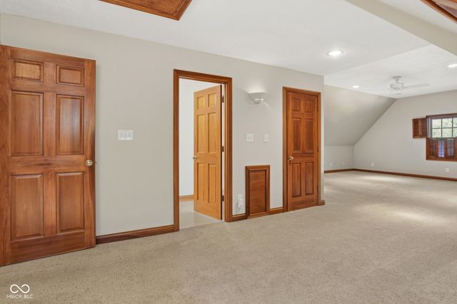 1603 S Jeanne Court, New Palestine, IN 46163