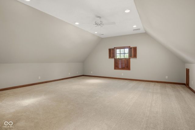 1603 S Jeanne Court, New Palestine, IN 46163
