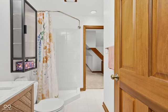 1603 S Jeanne Court, New Palestine, IN 46163